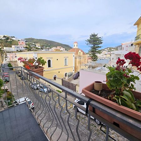 Maridea - Marlin Apartment Ponza Ngoại thất bức ảnh